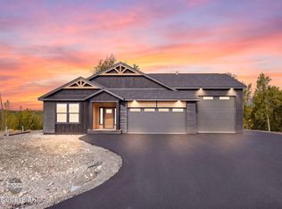 2609 W Longview Cir, Wasilla, AK 99654
