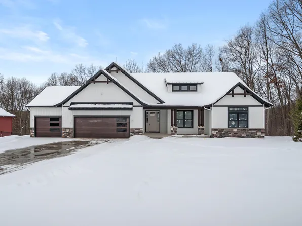 9770 Windflower Ln, Portage, MI 49024