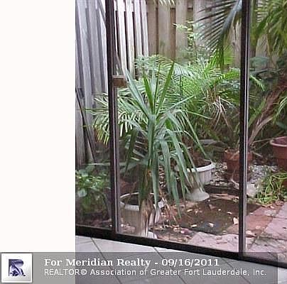 4th image of 255 City View Dr #255
