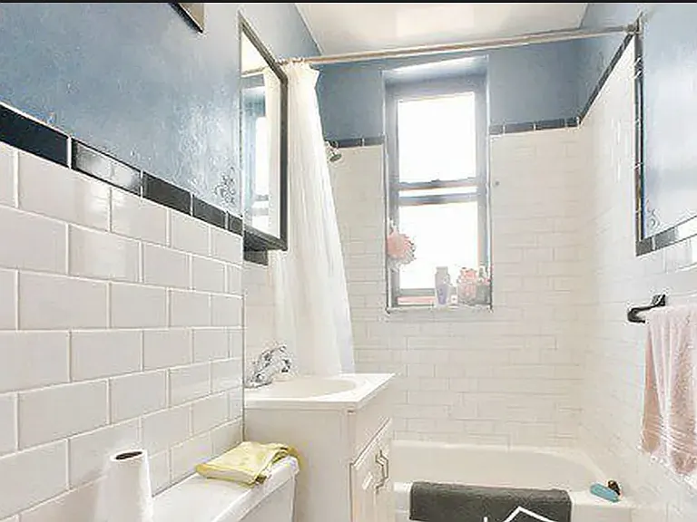 3 74th St #3C — Photo 8