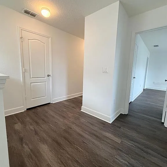 2782 Sanctuary Dr — Photo 9