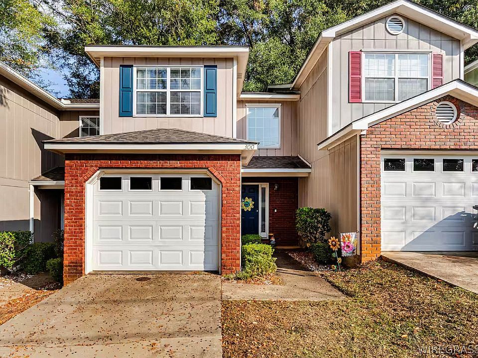 1st image of 300 Ridgeway Dr