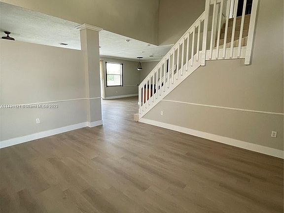 3rd image of 15169 NW 7 S