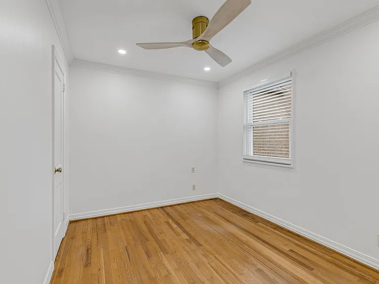 605 University Rdg #1B — Photo 11