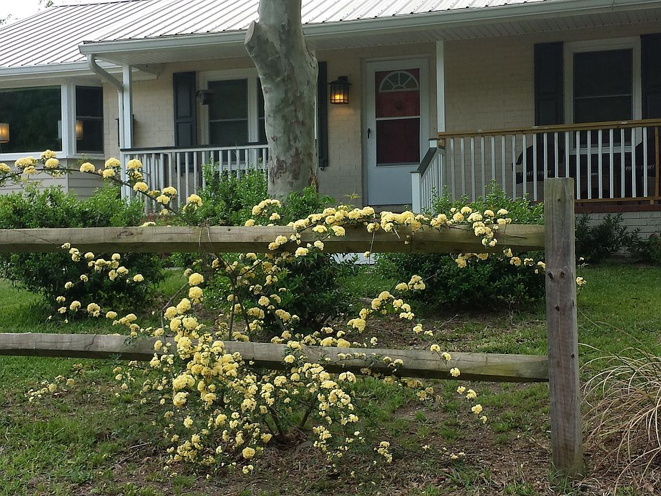 1st image of 146 Heather Dr