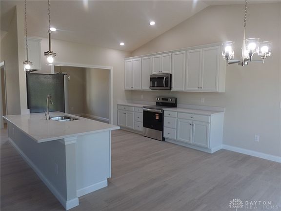 4th image of 4600 Beal Rd