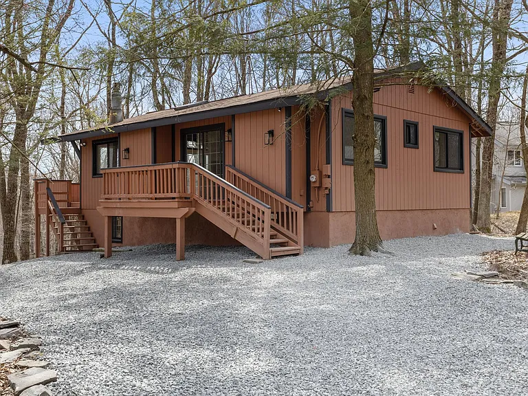 530 Maple Ridge Dr — Photo 8