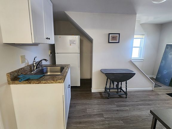 5th image of 3205 Atlantic Ave