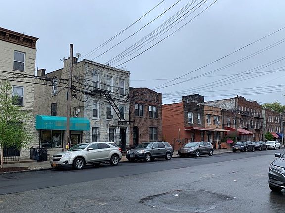 4th image of 3060 14th St