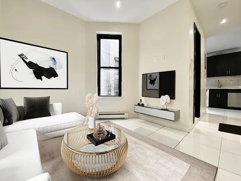 932 Amsterdam Ave #5S — Photo 1