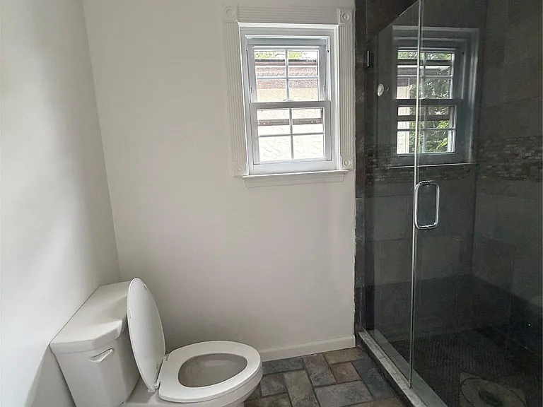 48 Somerset Dr — Photo 18