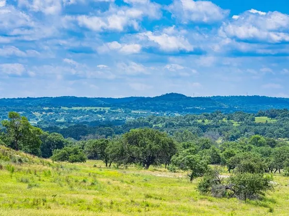 1430 Gibson Best Rd, Hye, TX 78635