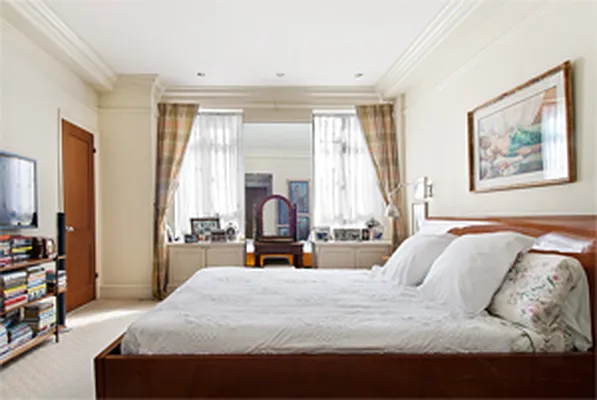 Sold by Corcoran | media 17