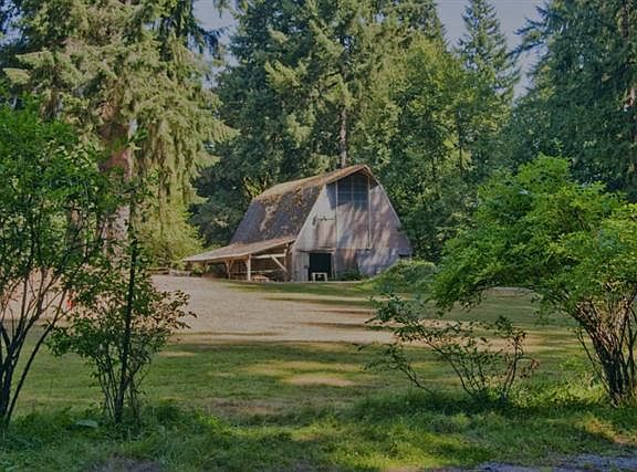 2nd image of 3102 8th Ave NE