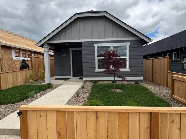 4747 SE Harrier St, Albany, OR 97322