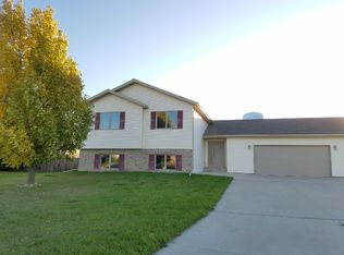 1217 19th Ave SE, East Grand Forks, MN 56721