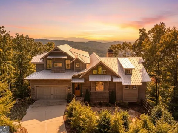 207 Utana Bluffs Trl, Ellijay, GA 30540