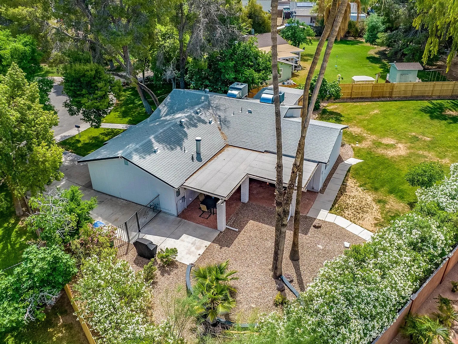 231 E Sesame Cir — Photo 3