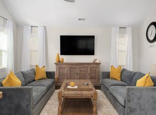 515 W Hayman Blvd #1, Kill Devil Hills, NC 27948