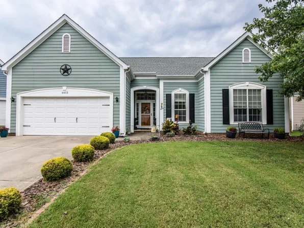 6613 Charter Hills Rd, Charlotte, NC 28277