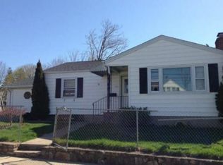 130 Soundview Ave, Stratford, CT 06615