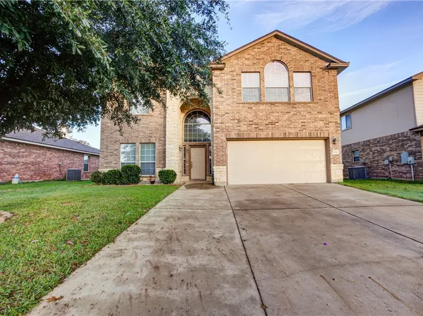 10165 China Creek Dr, Waco, TX 76708