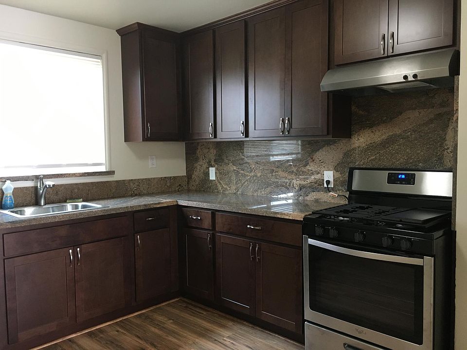 1st image of 575 25th St