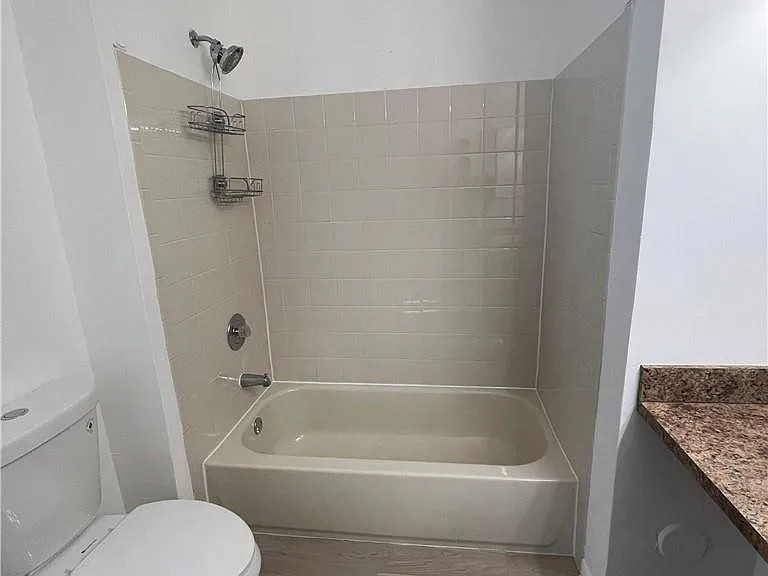 2896 S Edgehill Ln #2896 — Photo 11