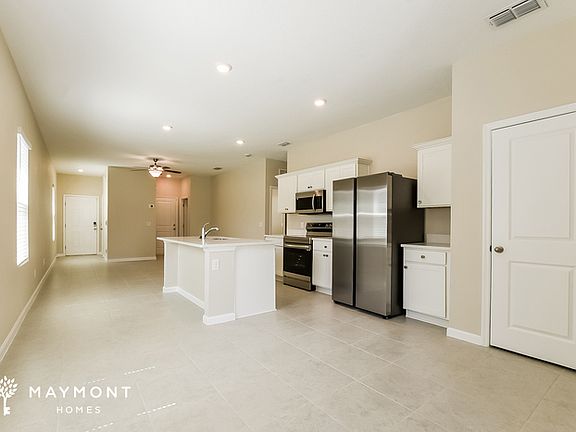 5th image of 2699 Island Walk Dr