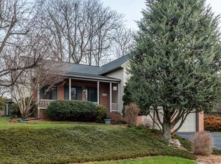 230 Mason Dr, Ephrata, PA 17522