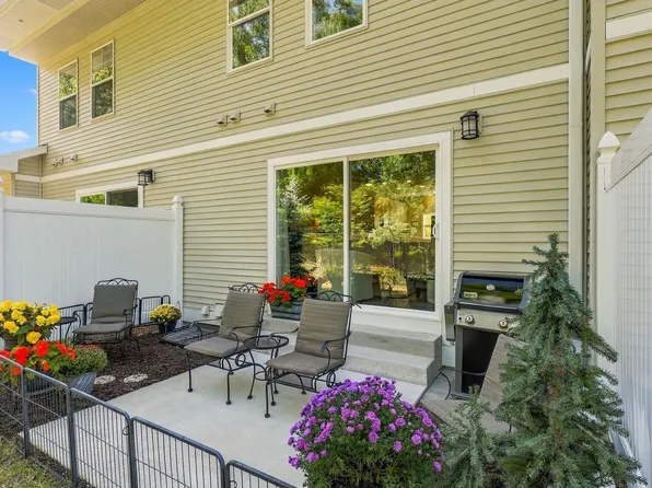 1554 Simsbury St #3, Traverse City, MI 49686