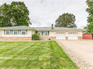 3568 Carson Salt Springs Rd, Newton Falls, OH 44444