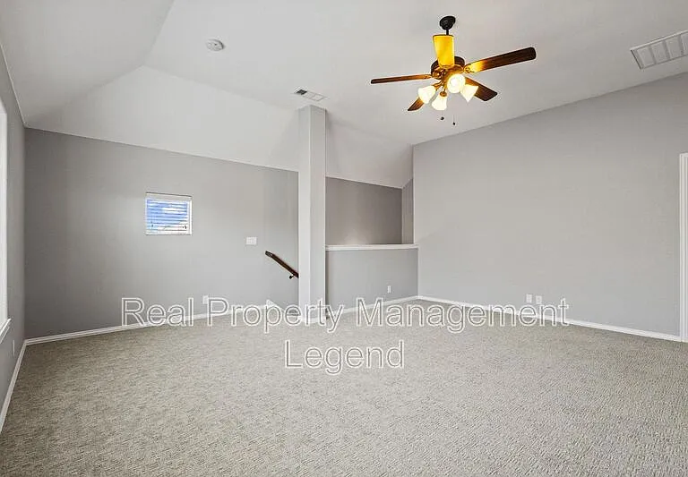 1451 Cedar Hollow Dr — Photo 34