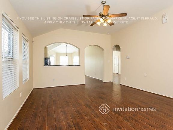 4th image of 19811 Whispering Hollow Ln
