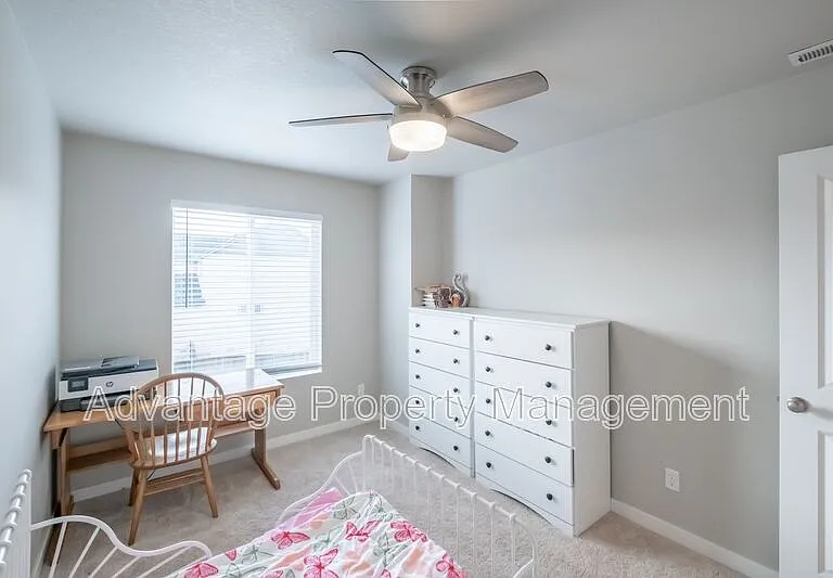 5587 NW Torchcrest Pl — Photo 13