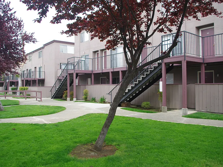 Park Haven Apartments — Photo 23