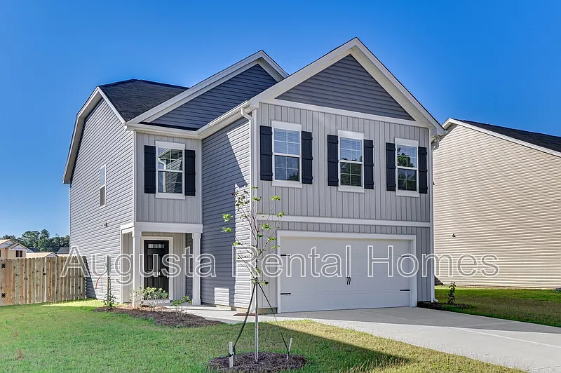 4 bed, 2.5 bath, 2075 sqft, $2,175 — Photo 2