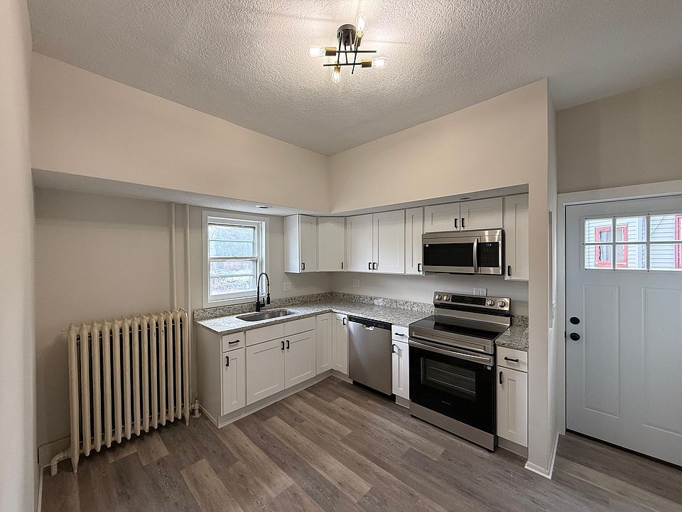 Unit remodeled Feb 2025. Brand new appliances, kitchen, bathroom and bedrooms