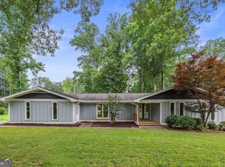 4370 Mabry Ln, Roswell, GA 30075