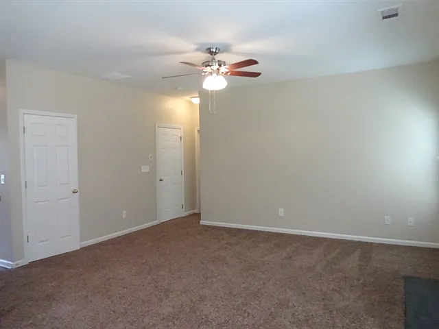 2357 Longmont Dr — Photo 6