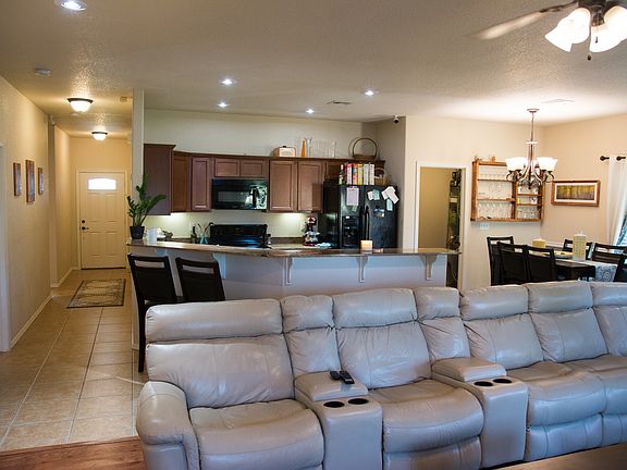 4th image of 2390 Bunker Ln