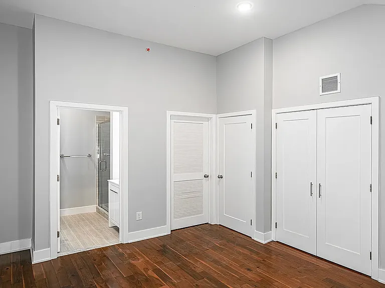 1027 S 4th St #30 — Photo 13