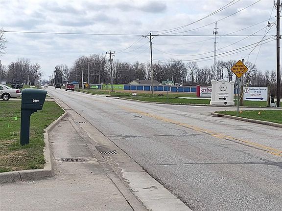 5th image of 2031 N Section St