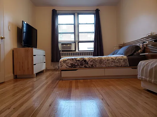 Sold by Benjamin Realty Since 1980 | media 18