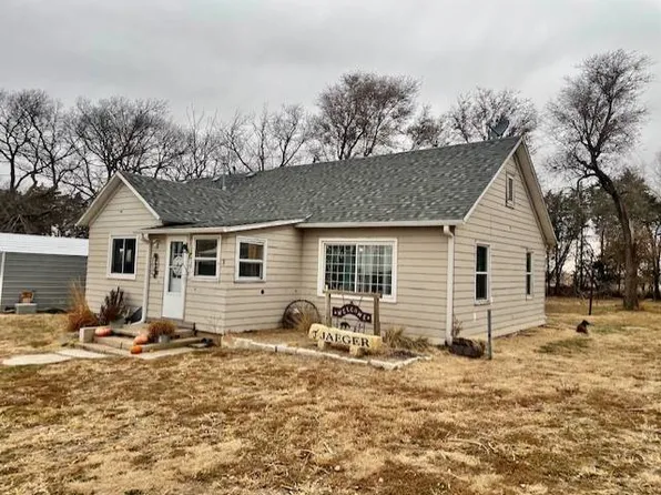 883 N 155th Rd, Concordia, KS 66901