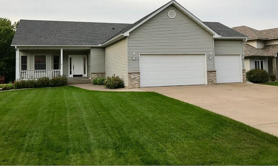 1st image of 7527 31st Street Pl