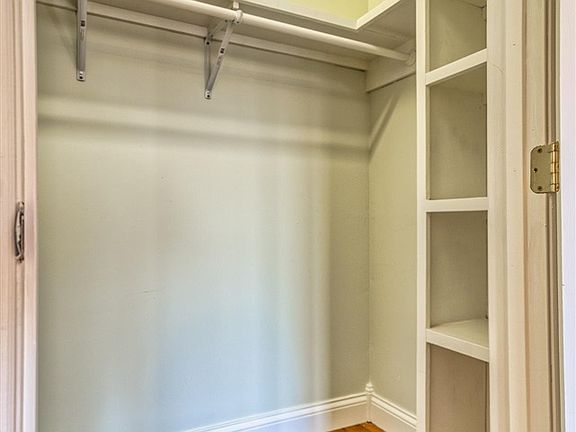 4th image of 7000 Blue Level Rd