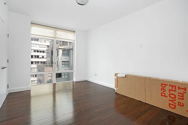 Rented by Douglas Elliman | media 20