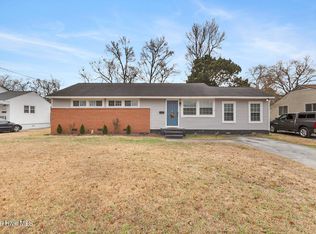 904 Barn Street, Jacksonville, NC 28540