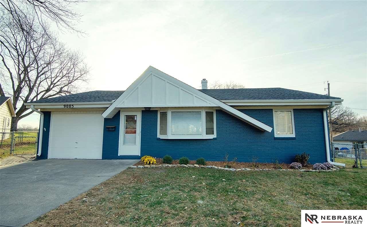 9005 Suffolk Cir, Omaha, NE 68127 Zillow